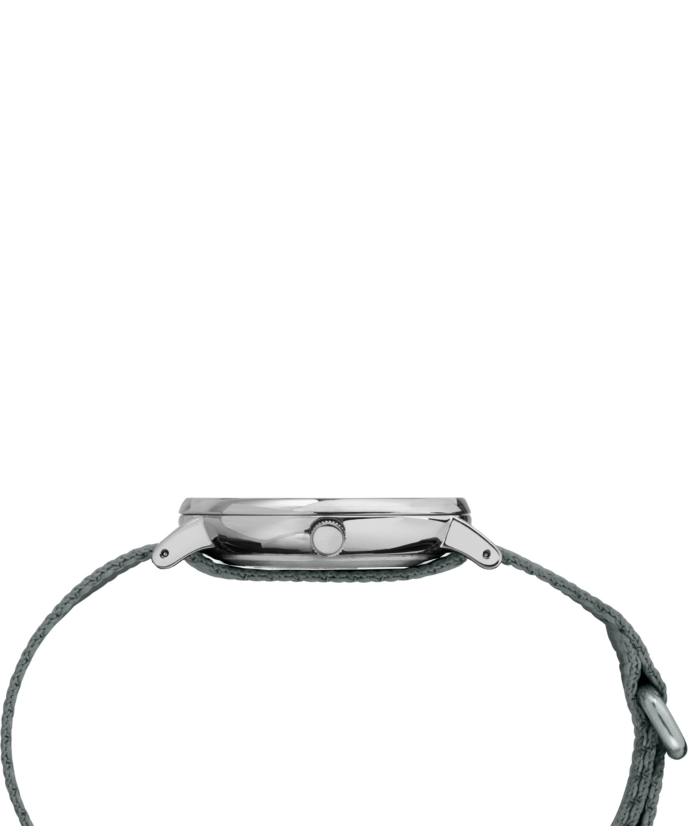 Weekender 38mm Nylon Strap Watch — reference photo 2, demo listing