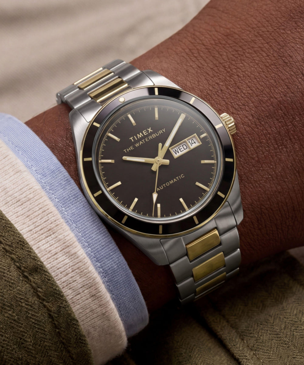 Waterbury Heritage Automatic 39mm Stainless Steel Bracelet Watch — reference photo 2, demo listing